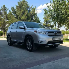 Toyota Highlander 2011