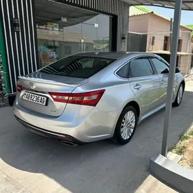 Toyota Avalon 2018