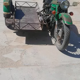 Ural 4320 1985