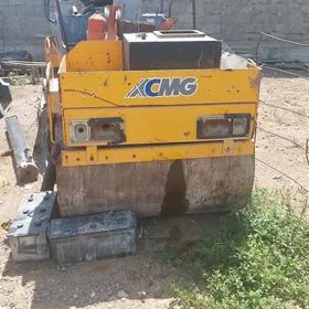 XCMG LW300F 2010