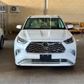 Toyota Highlander 2020