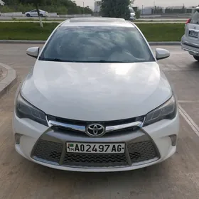 Toyota Camry 2016