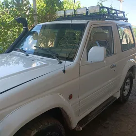 Mitsubishi Pajero 1991