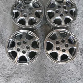 15 lik TOYOTA ARGINAL DISGA