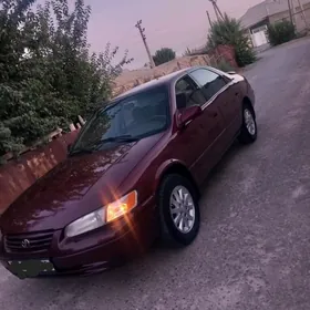 Toyota Camry 1999