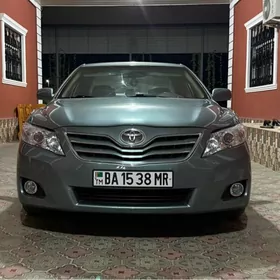 Toyota Camry 2010