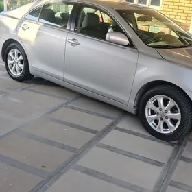 Toyota Camry 2010