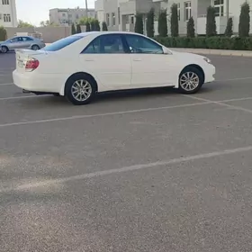 Toyota Camry 2004