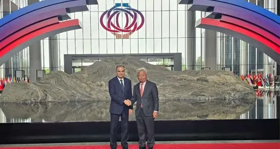 Aziýanyň infrastruktura maýa goýum banky Türkmenistan bilen hyzmatdaşlyk etmek meýlini beýan etdi
