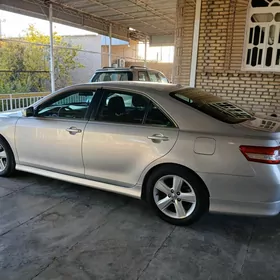 Toyota Camry 2010