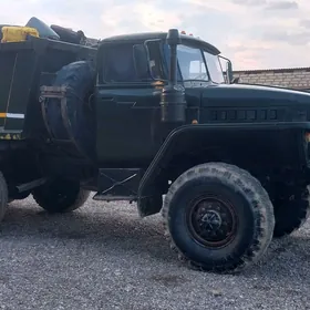Ural 4320 1993