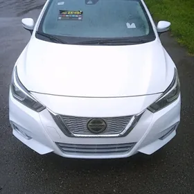 Nissan Versa 2021