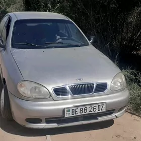 Daewoo Lanos 2003