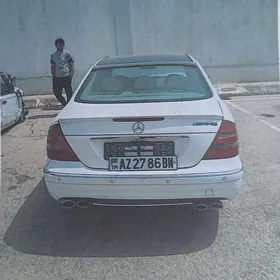 Mercedes-Benz E320 2003
