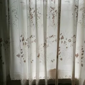 Тюль б/у выс. 2 м. шир. 2.80