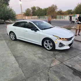 Kia K5 2022