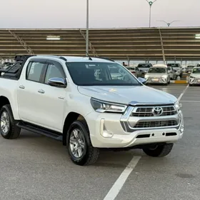 Toyota Hilux 2024