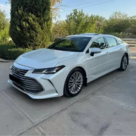 Toyota Avalon 2020