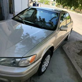 Toyota Camry 1999