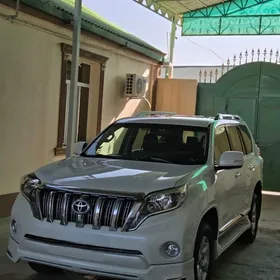 Toyota Land Cruiser Prado 2014