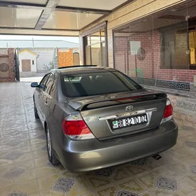 Toyota Camry 2004