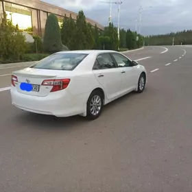 Toyota Camry 2013
