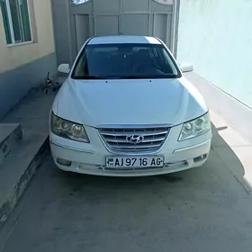 Hyundai Sonata 2009