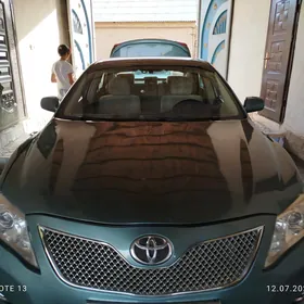 Toyota Camry 2011