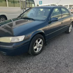 Toyota Camry 1999