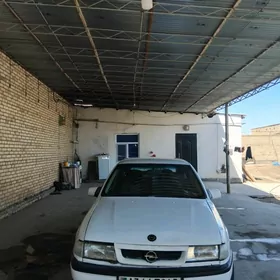 Opel Vectra 1993