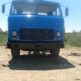 Maz Samosval 1980