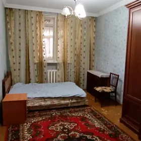 Arenda sentr 3 komnat