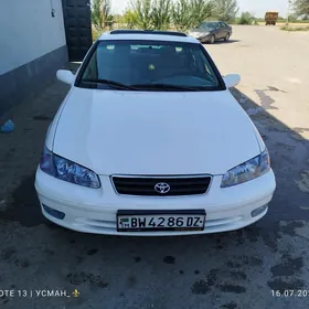 Toyota Camry 2001