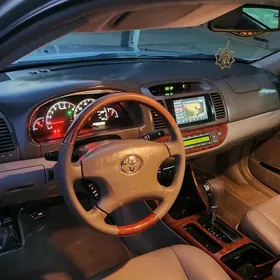 Toyota Camry 2005