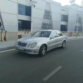 Mercedes-Benz E320 2003