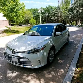 Toyota Avalon 2018