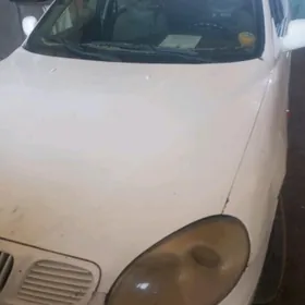 Daewoo Leganza 1998