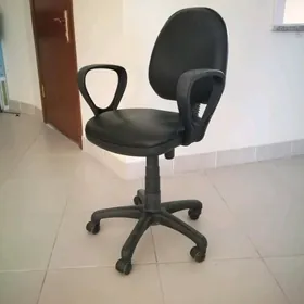 кресло кожаное