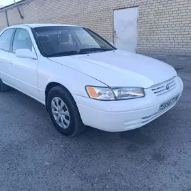 Toyota Camry 1998