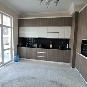 Gurtly 3 kom 120m²