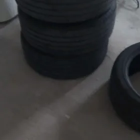 r17 Bridgestone
