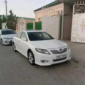 Toyota Camry 2010