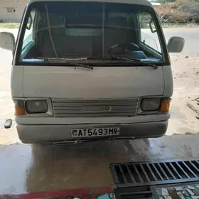 Mazda Familia 2000