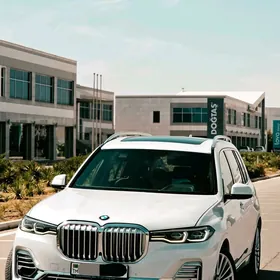 BMW X7 2022