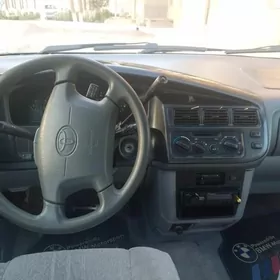 Toyota Sienna 1998