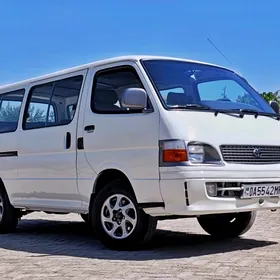 Toyota Hiace 2004