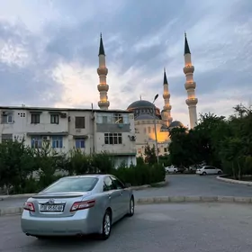 Toyota Camry 2011