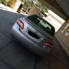 Toyota Camry 2010