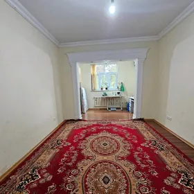dosaf 2nji etaž 3komnat gowdka