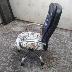 Кресло